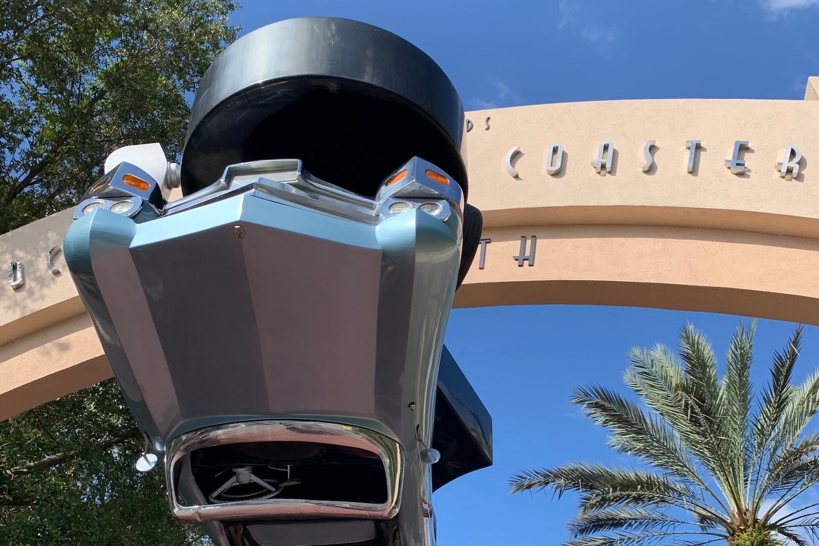 Sign for Rock 'n' Roller Coaster at Disney World