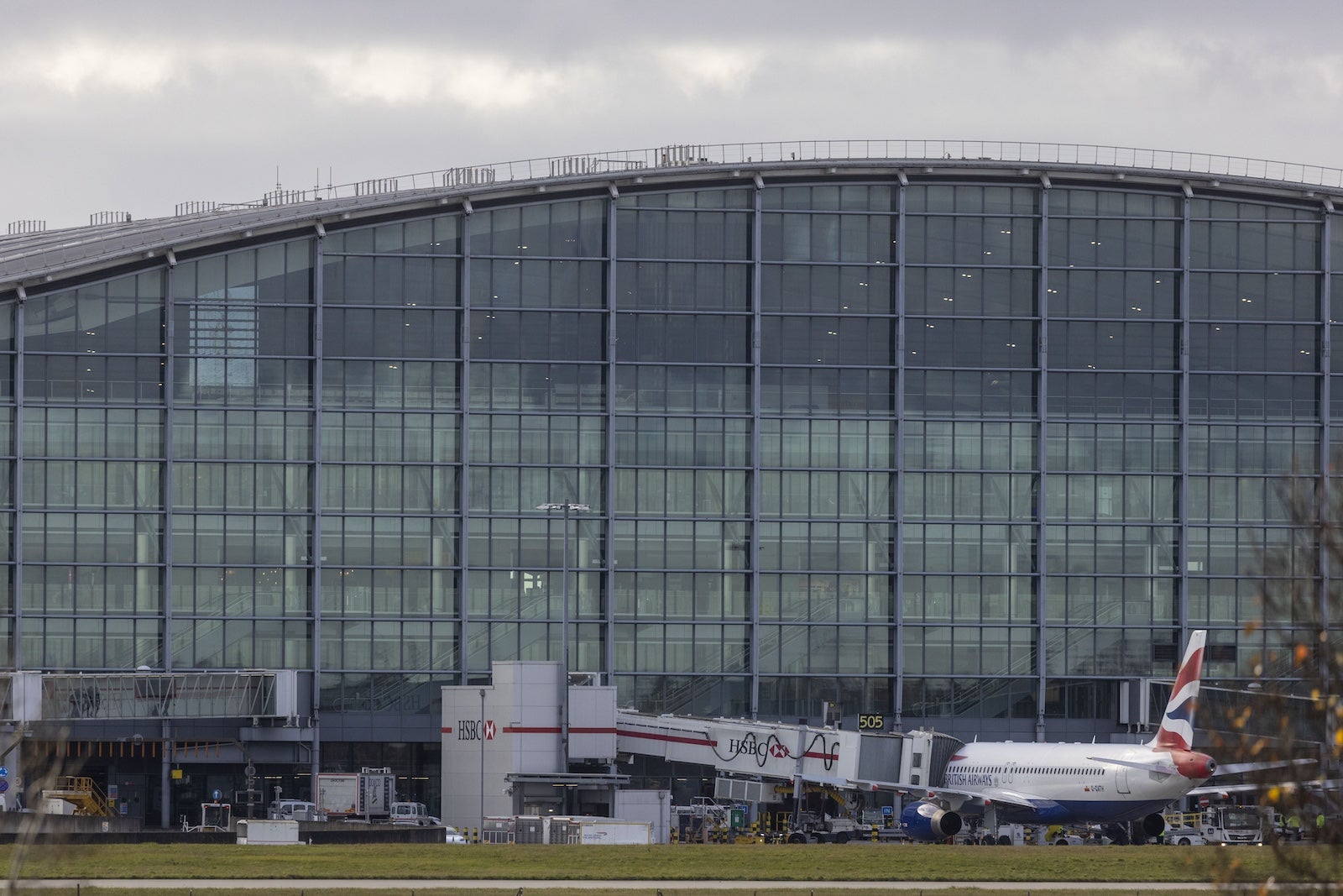 Heathrow Airport closed all day: More than 1,300 flights disrupted due to nearby fire