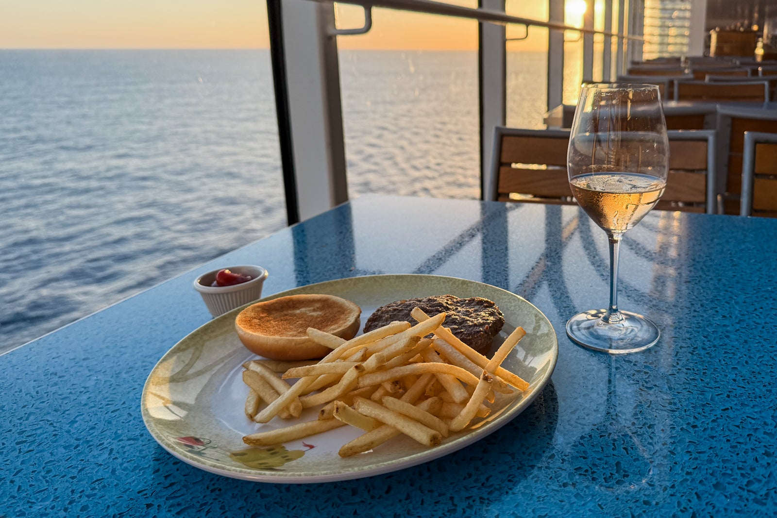 Disney Fantasy dining