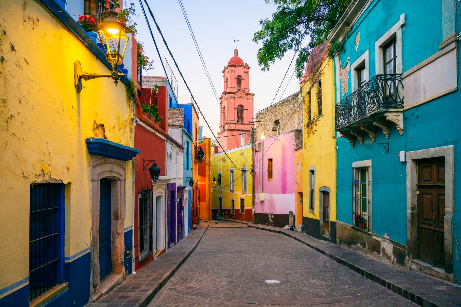 Colorful alley in Guanajuato city, Mexico