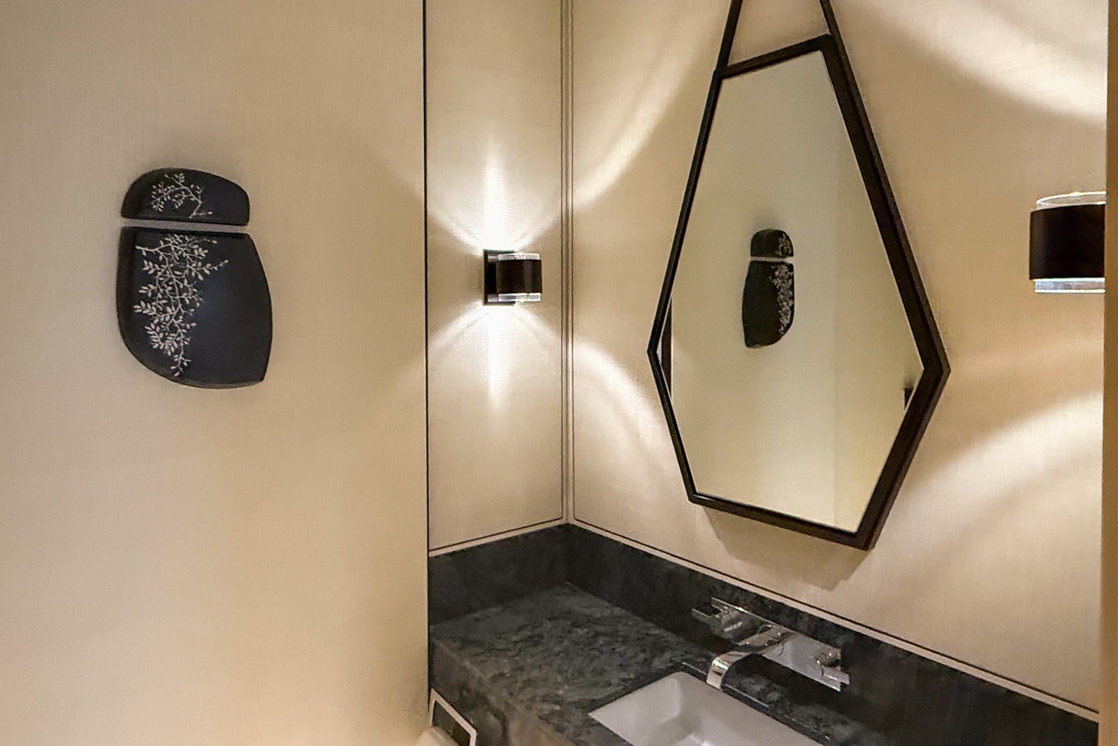 Four Seasons Seoul room