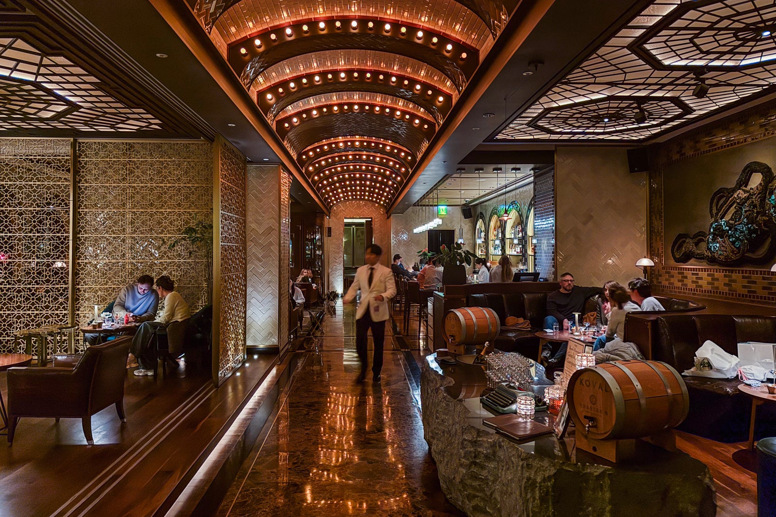 Four Seasons Seoul bar