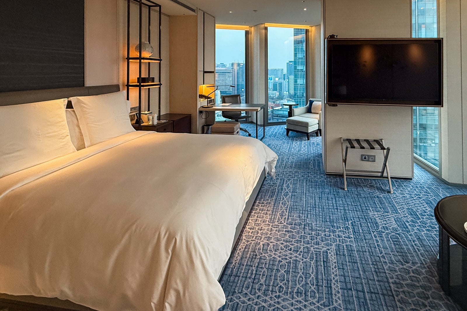 Four Seasons Seoul room