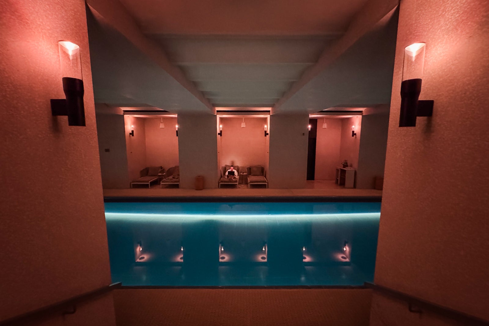 hotel cafe royal pool