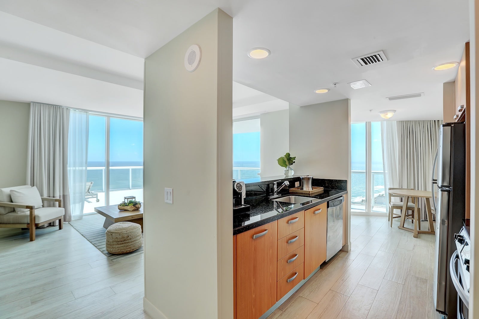 Beach House suite