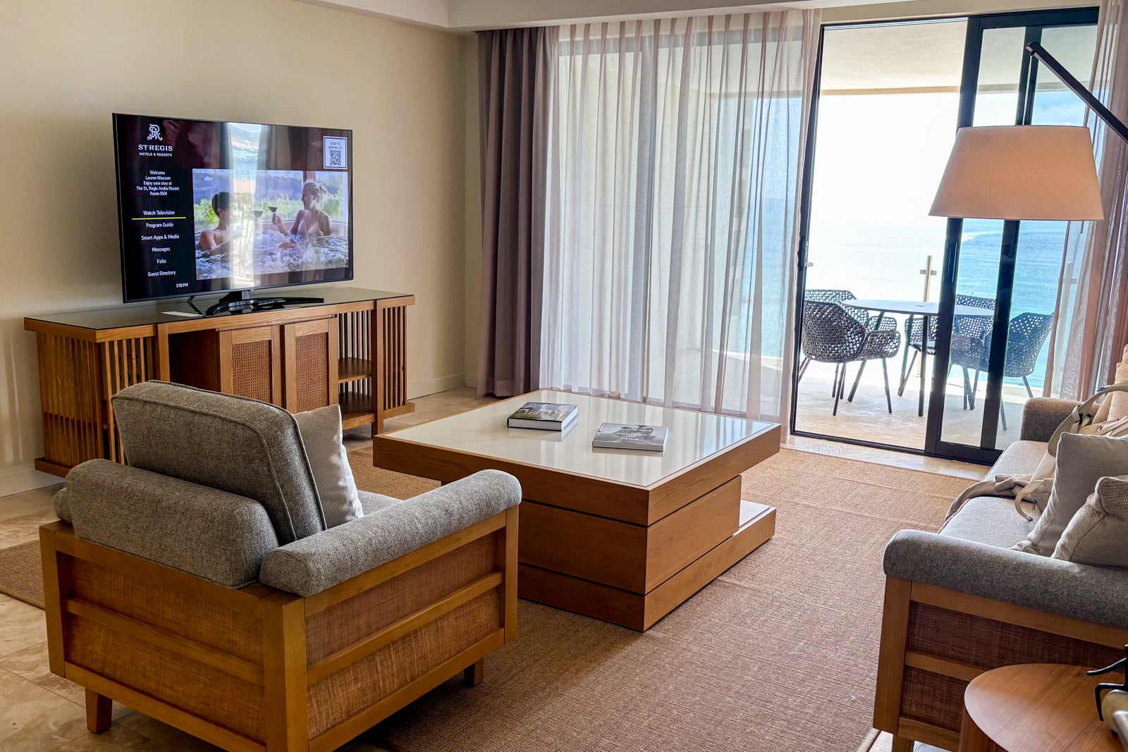 st regis aruba room