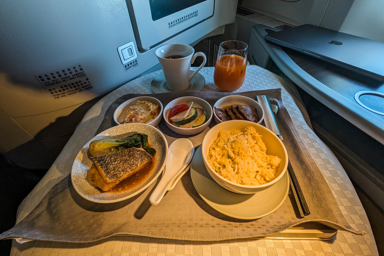 EVA Air 777 business class experience