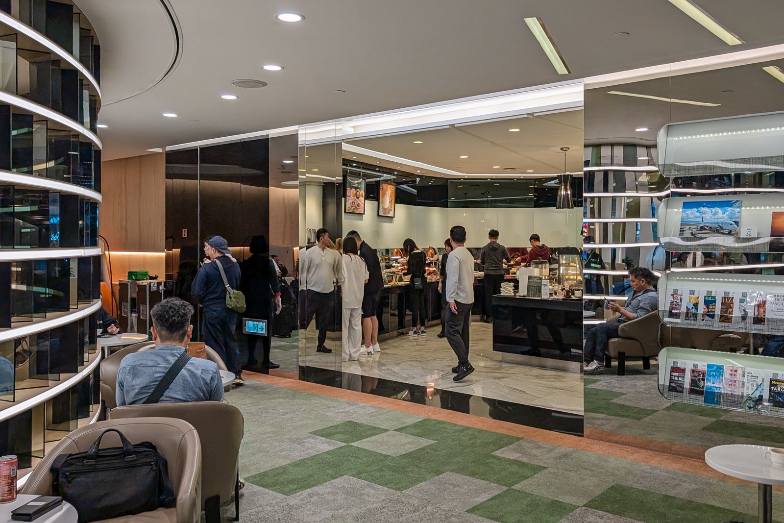 EVA Air Infinity lounge Terminal 2