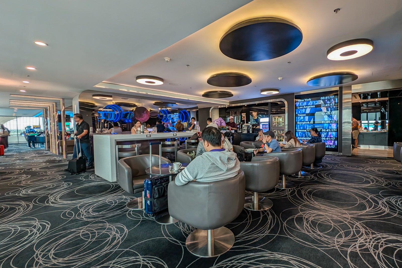 EVA Air lounge Bangkok