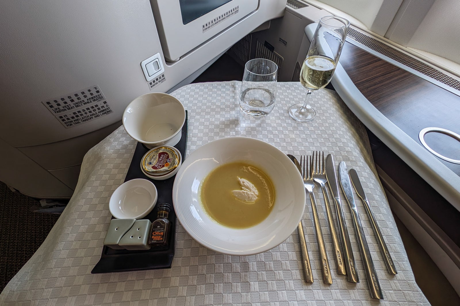 EVA Air 777 business class experience