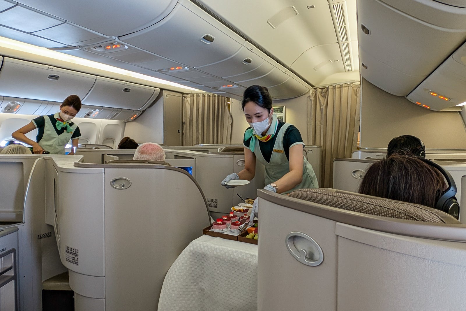 EVA Air 777 business class experience