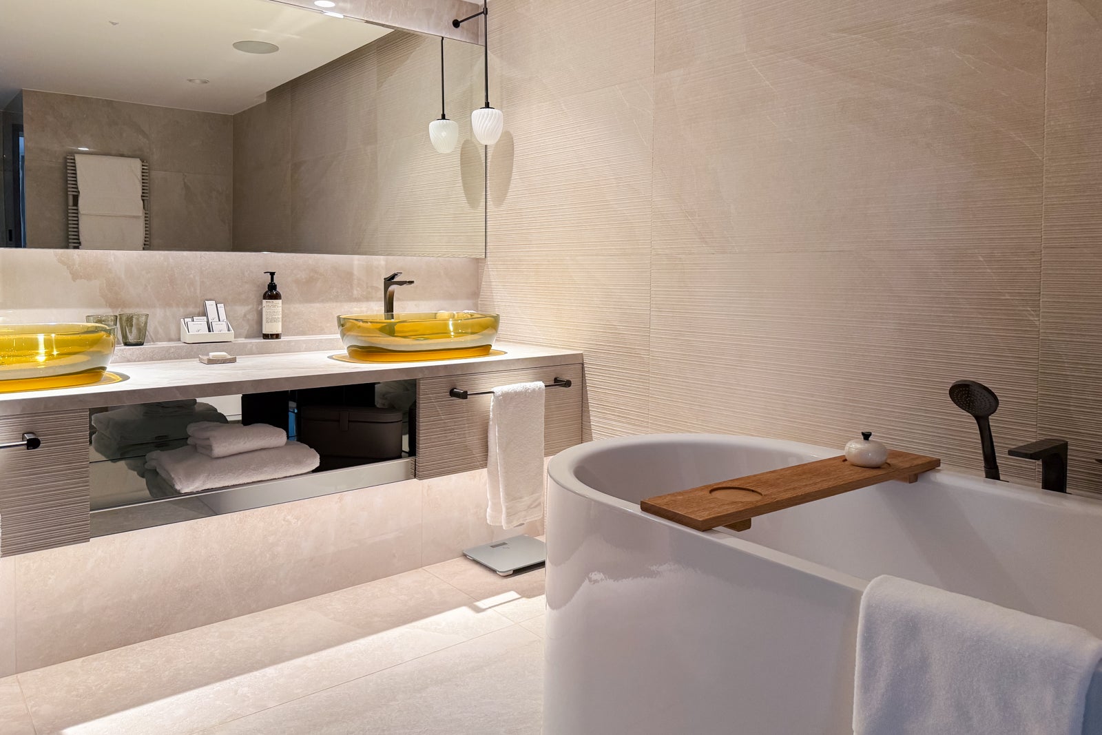 Fairmont Golden Prague bathroom
