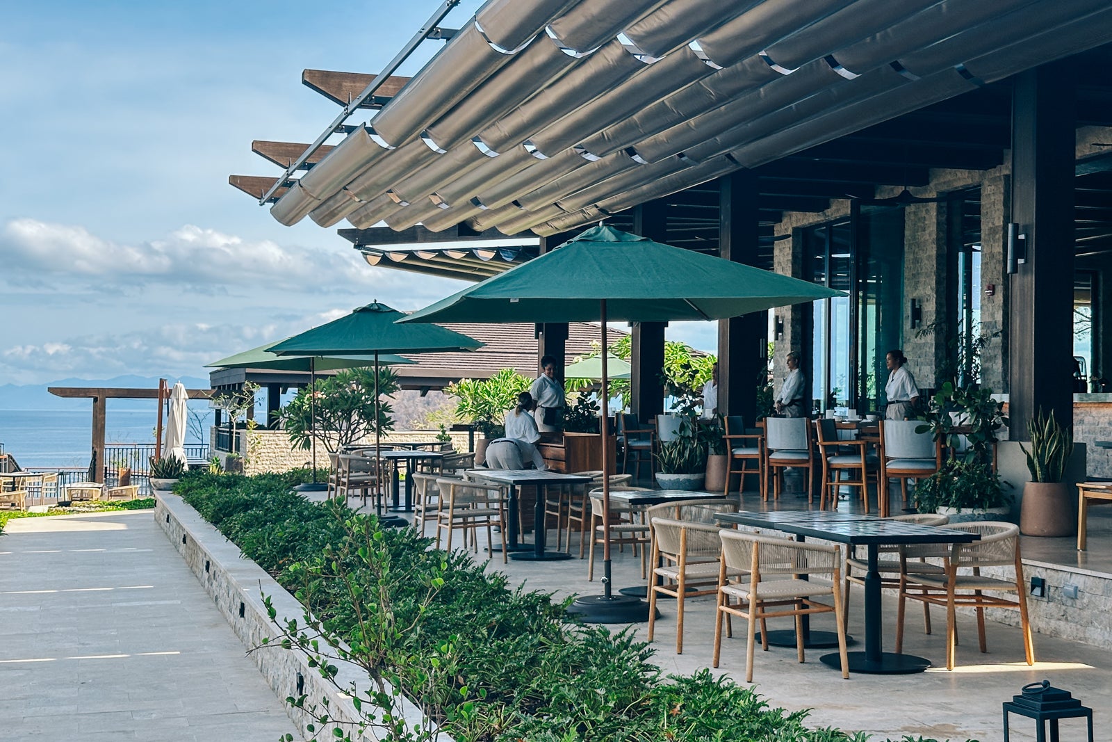 Nekajui dining