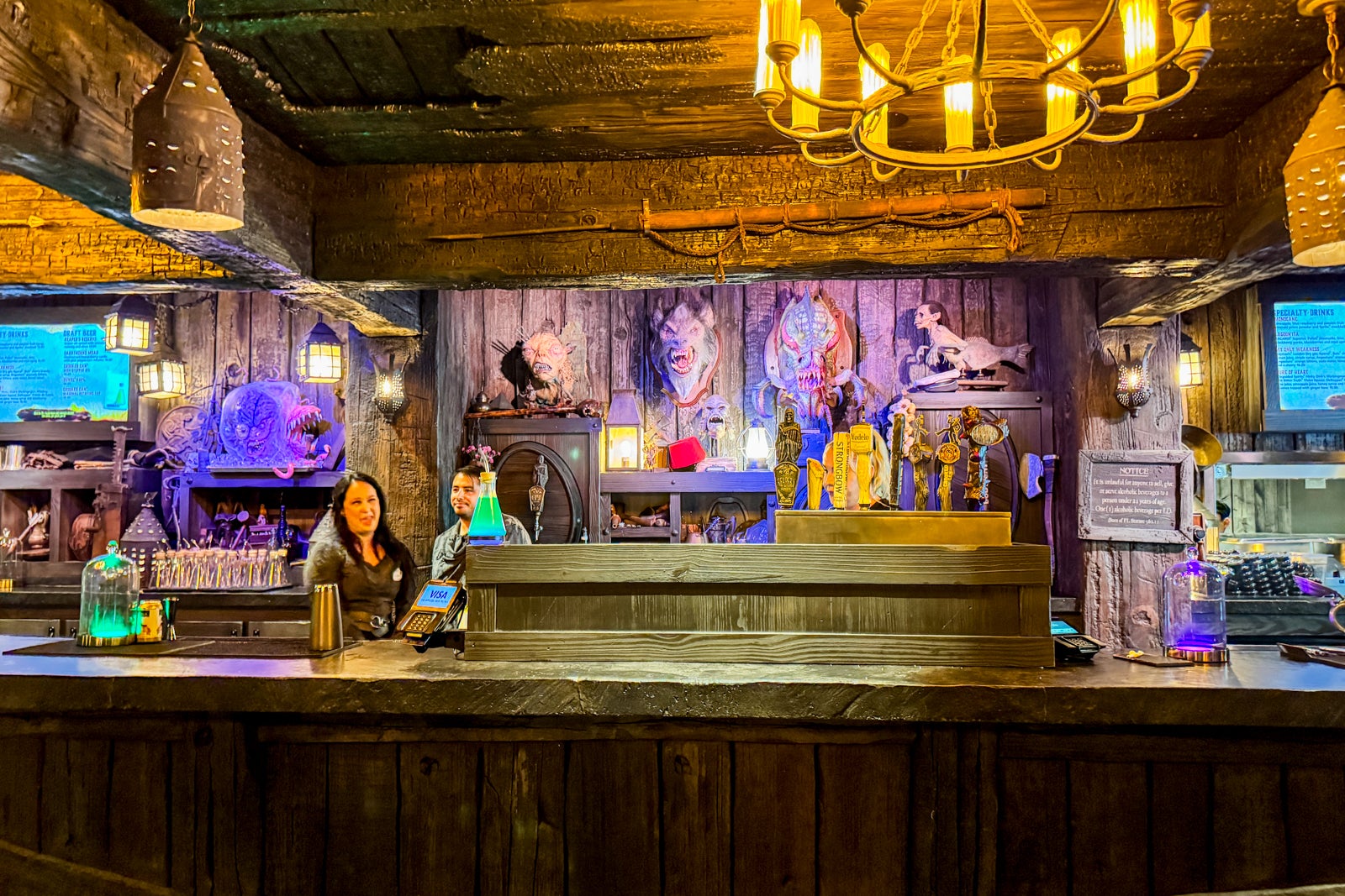 bar
