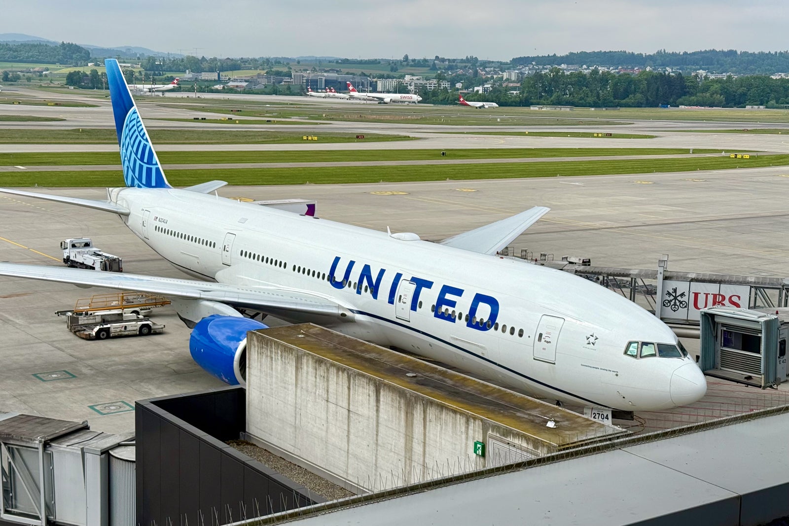 United Airlines helps flyers beat jet lag with Timeshifter app