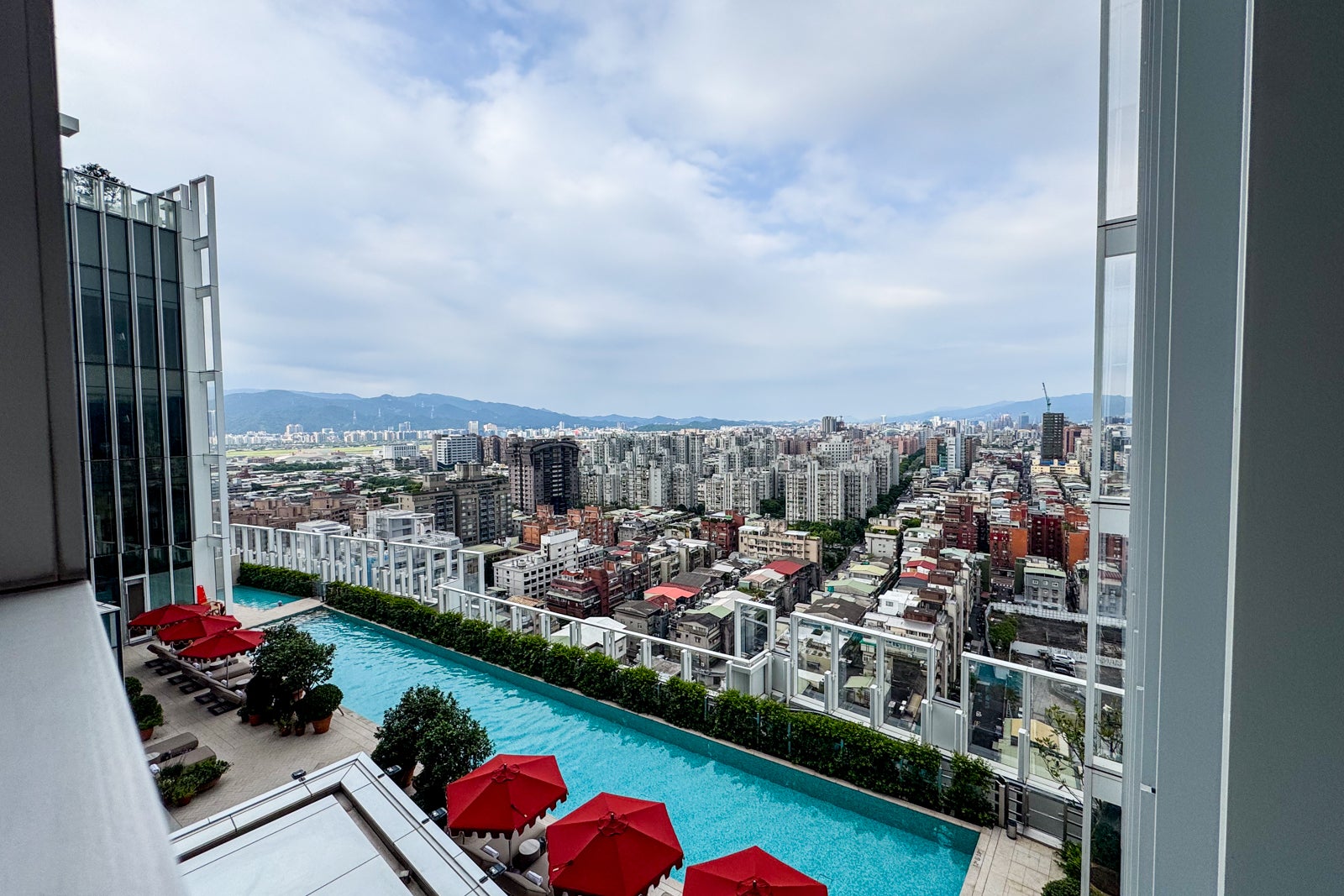 Capella Taipei