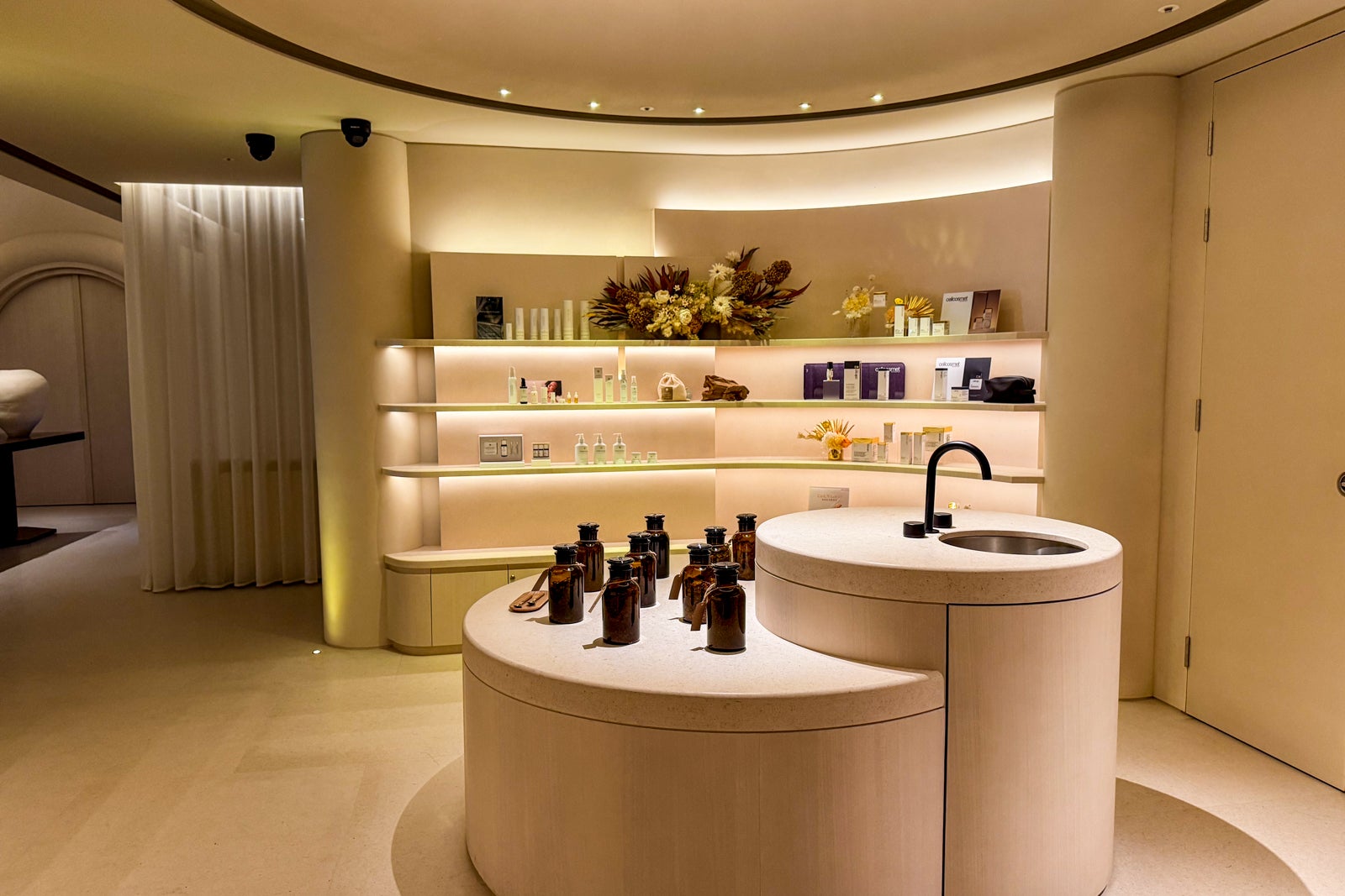 Capella Taipei