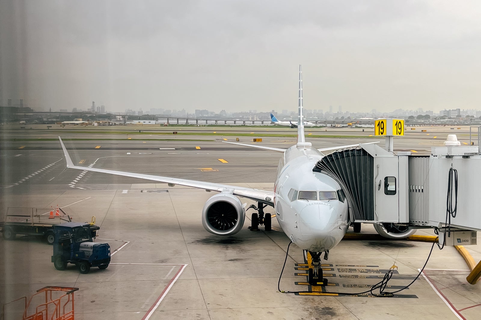 laguardia boarding