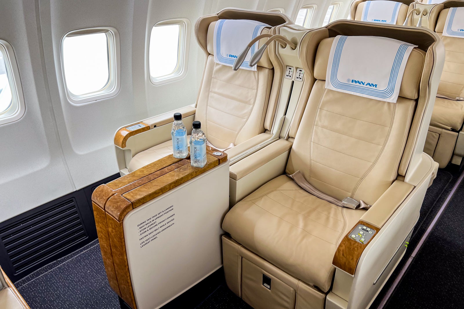 Pan Am decorated Boeing 757-200 interior operated by Icelandair.