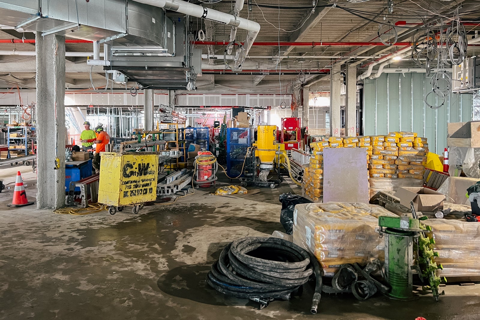 New Terminal 6 construction