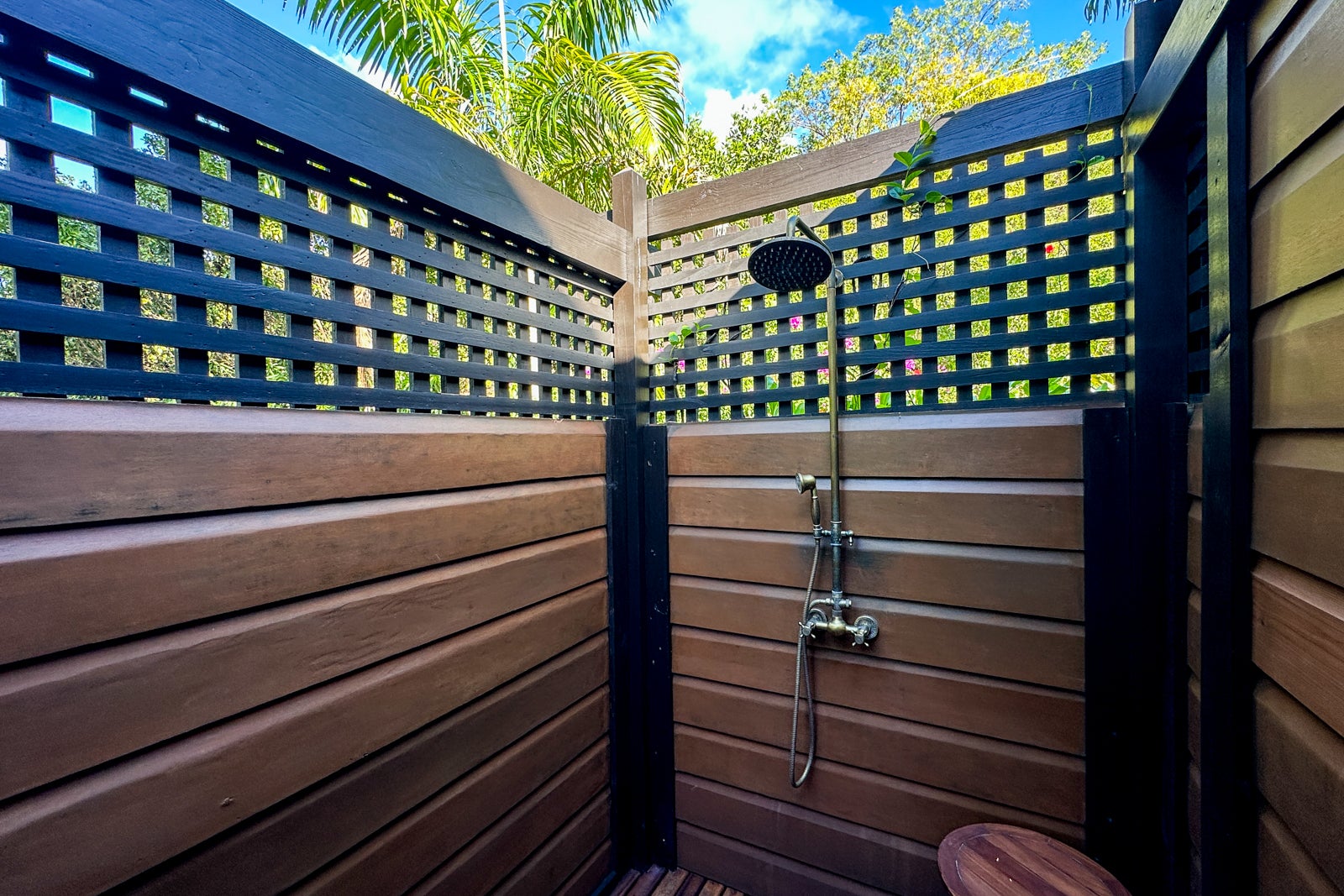 Hermitage Bay bathroom
