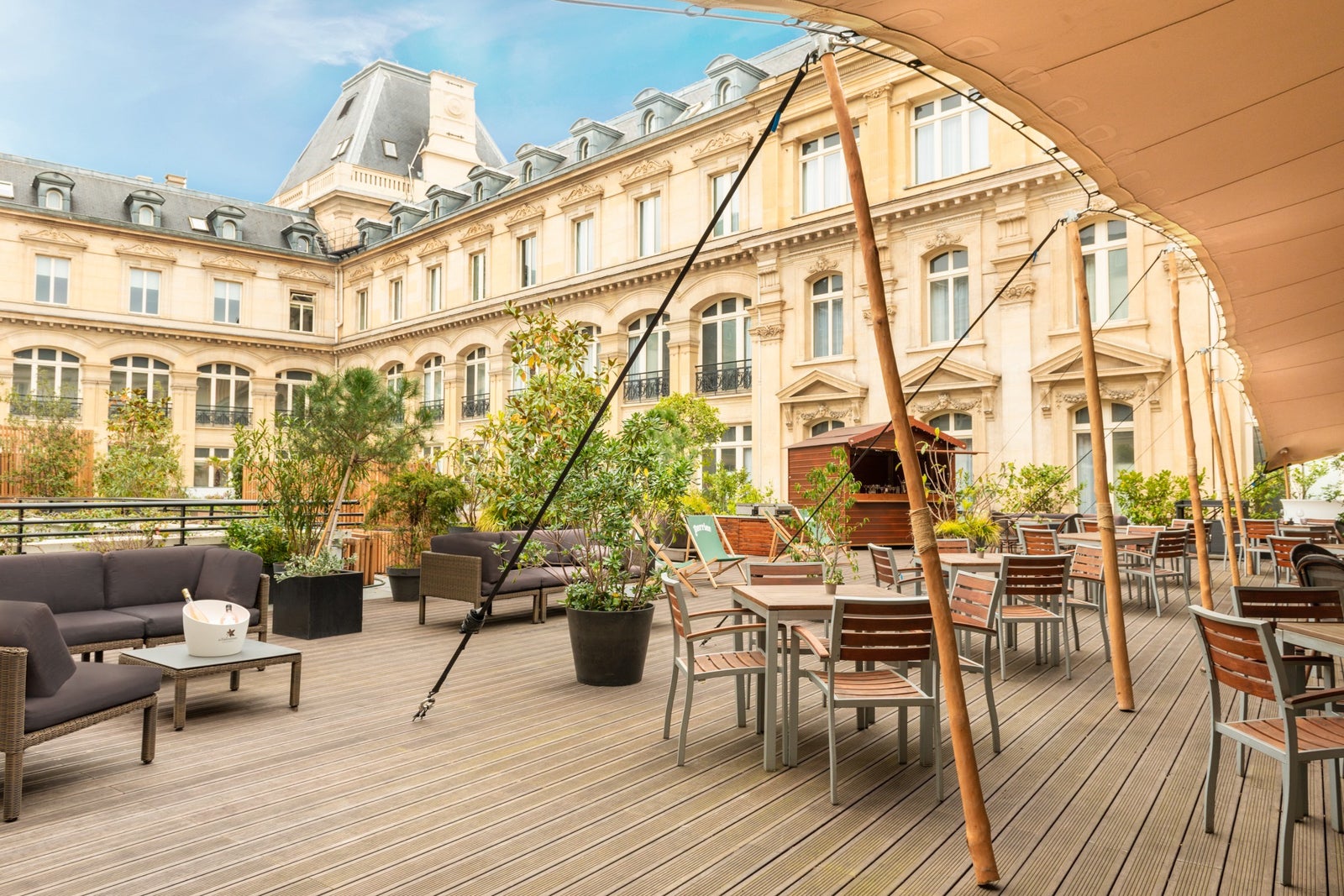 Just how good is the new Chase Sapphire Reserve 100,000-point offer with the $500 credit?